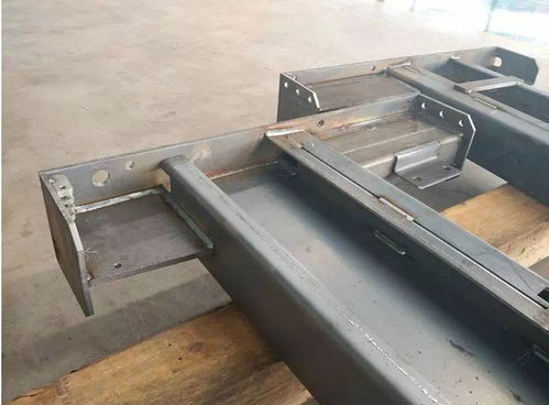 立體車庫焊接機器人立體車庫設備制造